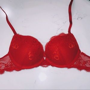 Red Lace Push-Up Bra
